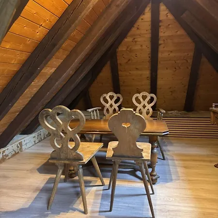 Appartement Historisches Schwarzwald-maerchenhaus In Alleinlage