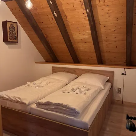 Historisches Schwarzwald-maerchenhaus In Alleinlage *