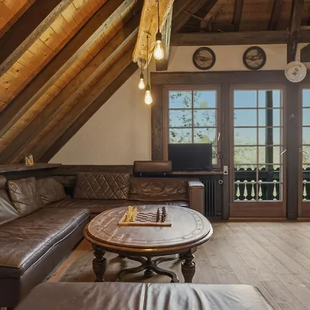 Historisches Schwarzwald-maerchenhaus In Alleinlage Apartmán Hinterzarten